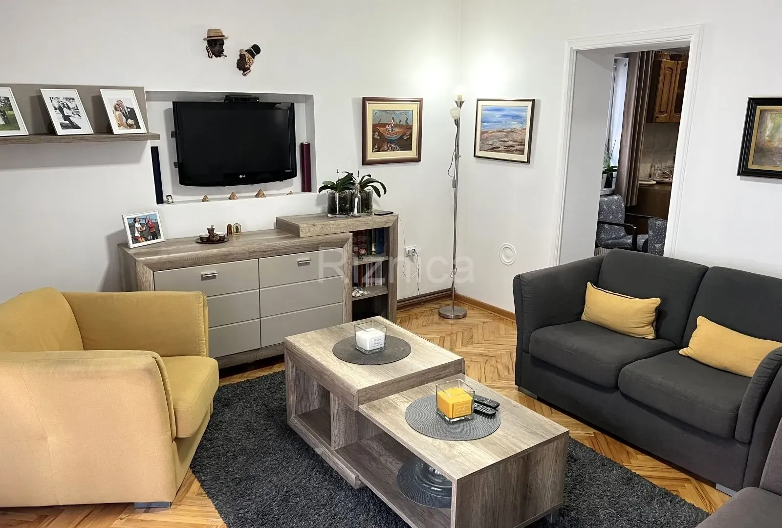 Prodaja, trosoban stan, 159m², Niš, Srbija