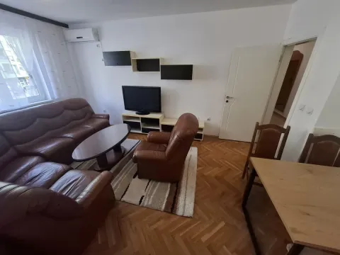 Izdavanje, dvosoban stan, 51m², Grbavica, Novi Sad Sve Podlokacije - image 3