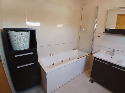 Rent, three bedroom apartment, 100m², Stari Grad, Beograd - image 7