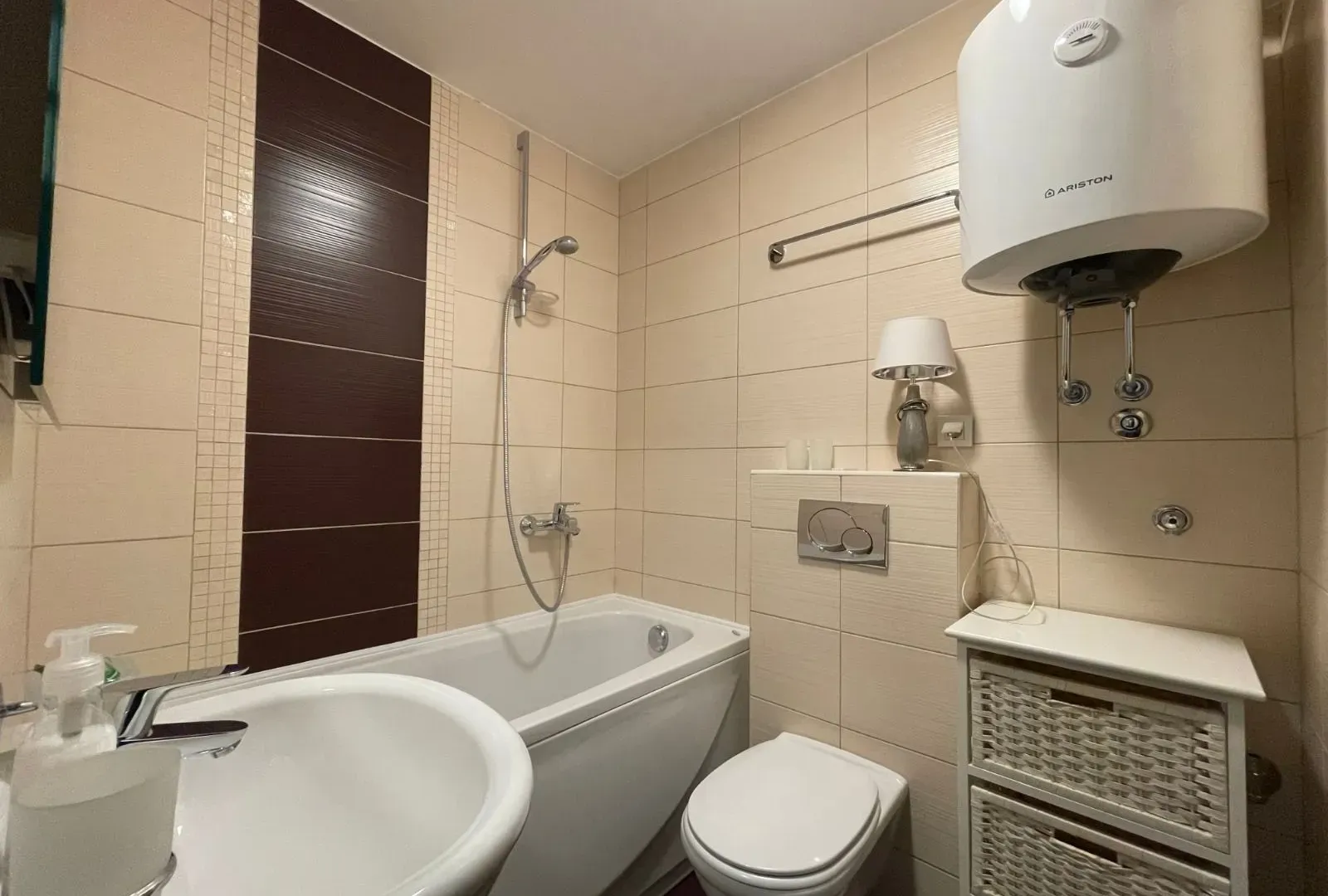 Sale, four bedroom apartment, 188m², Rozino, Budva