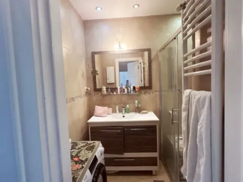 Izdavanje, trosoban stan, 67m², Novi Beograd Blok 21, Novi Beograd Sve Podlokacije - image 2