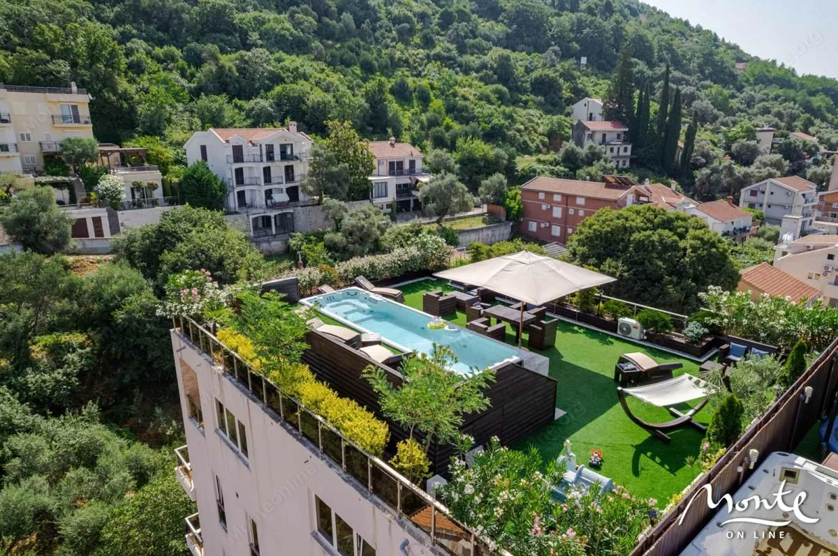 Sale, three bedroom apartment, 200m², Budva, Crna Gora