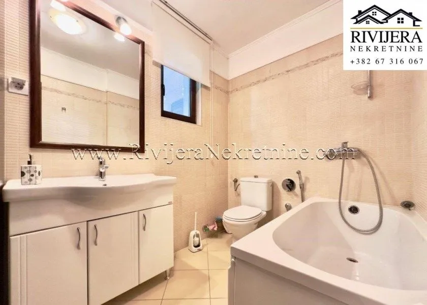 Sale, two bedroom apartment, 95m², Kostanjica, Kotor