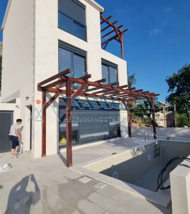 Prodaja, kuća, 114m², Sveti Stefan, Budva