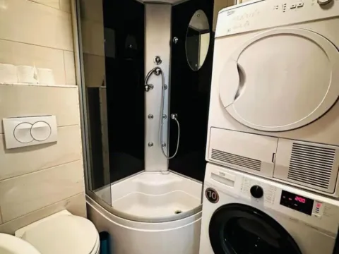 Izdavanje, dvosoban stan, 77m², Babilonija, Budva - image 6