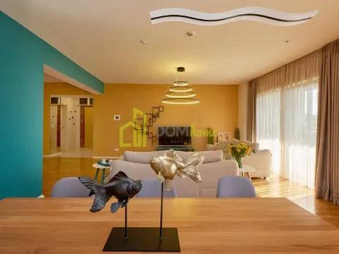 Izdavanje, trosoban stan, 190m², Budva, Crna Gora - image 7