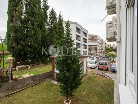 Izdavanje, jednosoban stan, 51m², Stari Aerodrom, Podgorica - image 8