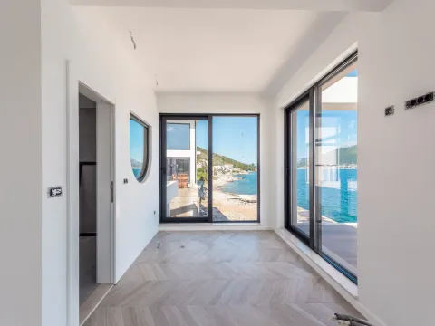 Prodaja, kuća, 225m², Krašići, Tivat - image 8