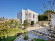 Prodaja, kuća, 200m², Krimovica, Kotor - image 1