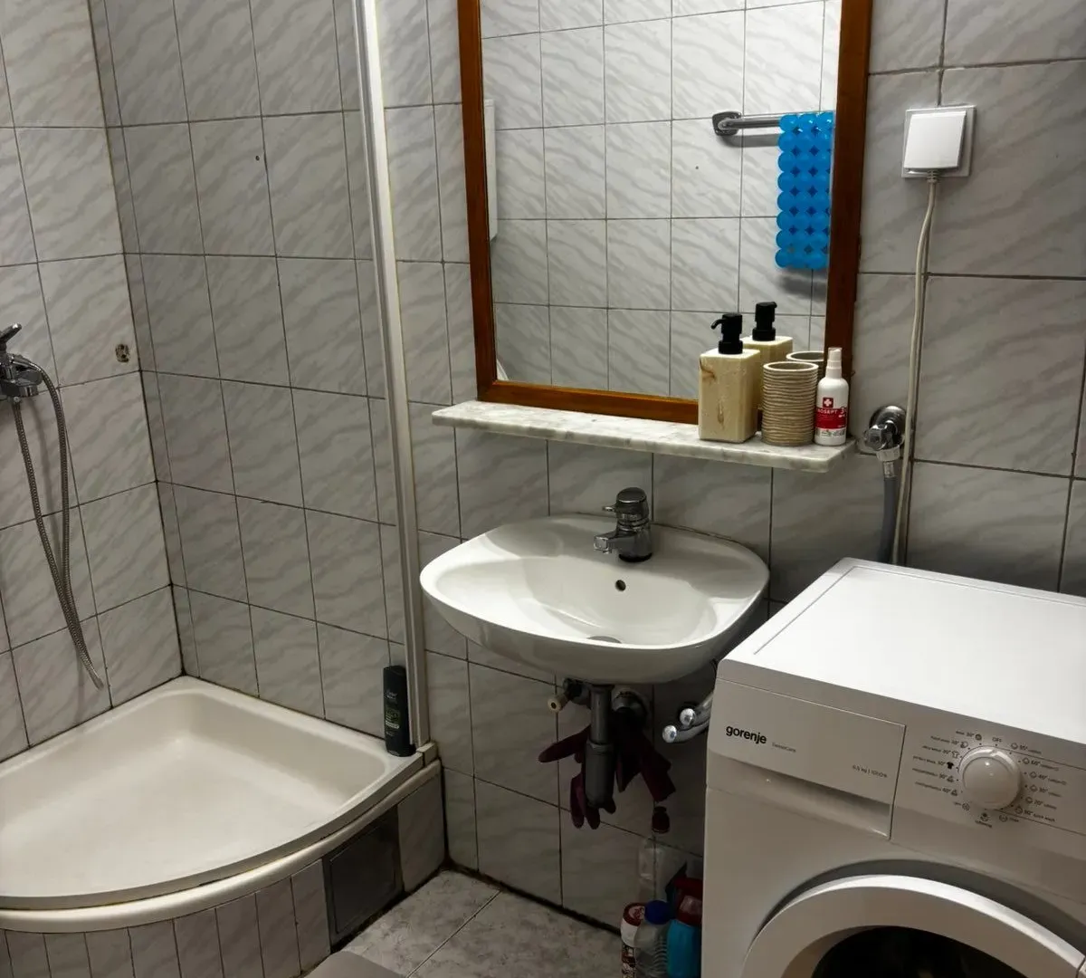 Izdavanje, dvosoban stan, 40m², Rafailovići, Budva