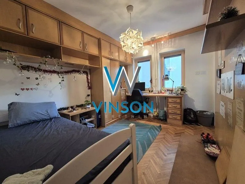 Prodaja, četvorosoban stan, 117m², Centar, Novi Sad