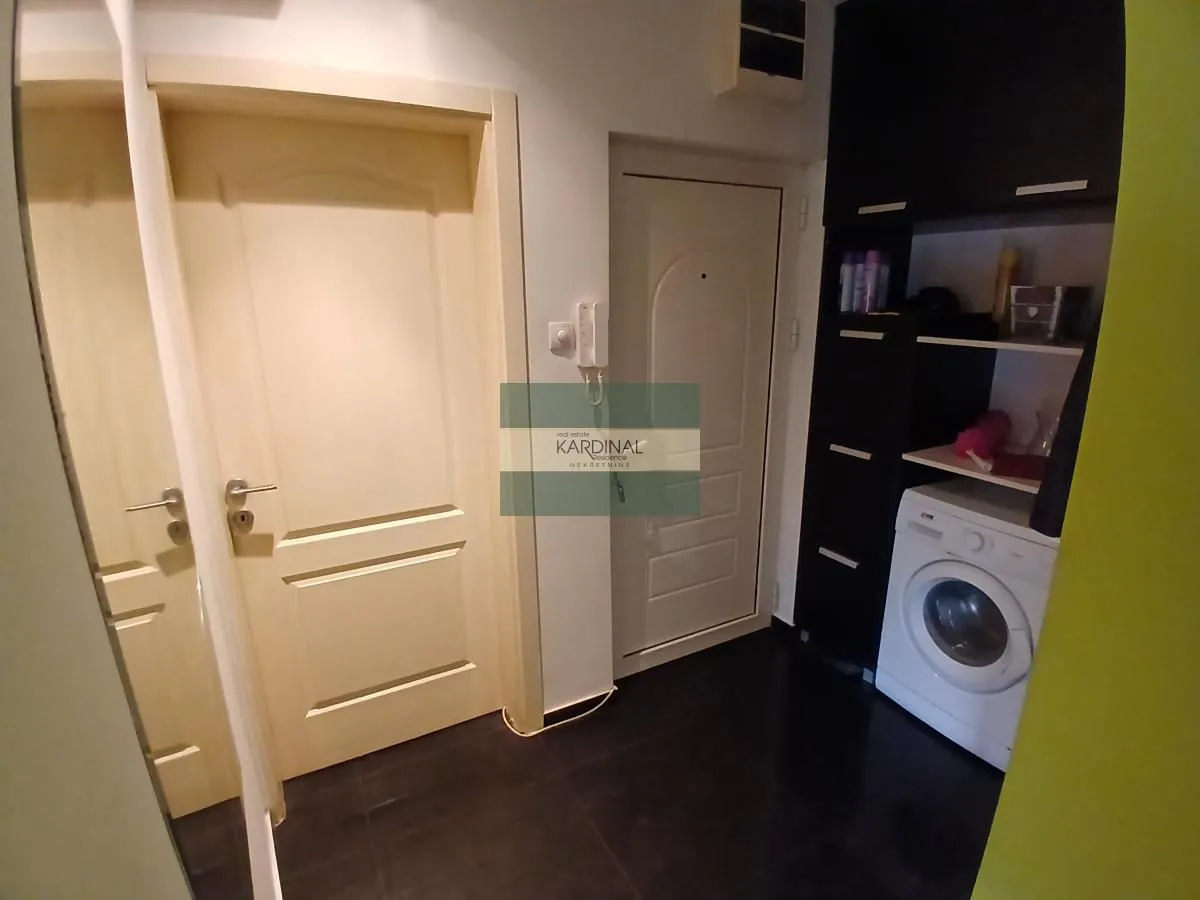 Prodaja, dvosoban stan, 53m², Centar, Jagodina