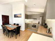 Izdavanje, trosoban stan, 136m², Petrovac, Budva - image 12