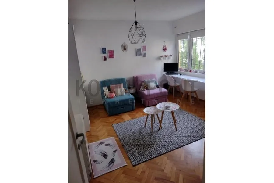 Sale, two bedroom apartment, 61m², Slavujev Venac, Zvezdara Sve Podlokacije