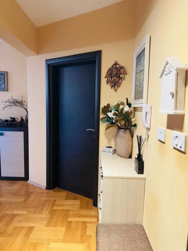 Prodaja, trosoban stan, 91m², Kava, Tivat