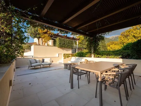 Prodaja, trosoban stan, 247m², Porto Montenegro, Tivat - image 25