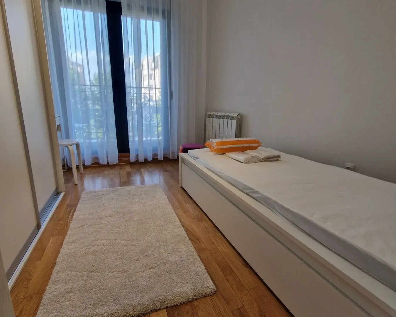 Rent, three bedroom apartment, 67m², Bulbulder, Zvezdara Sve Podlokacije