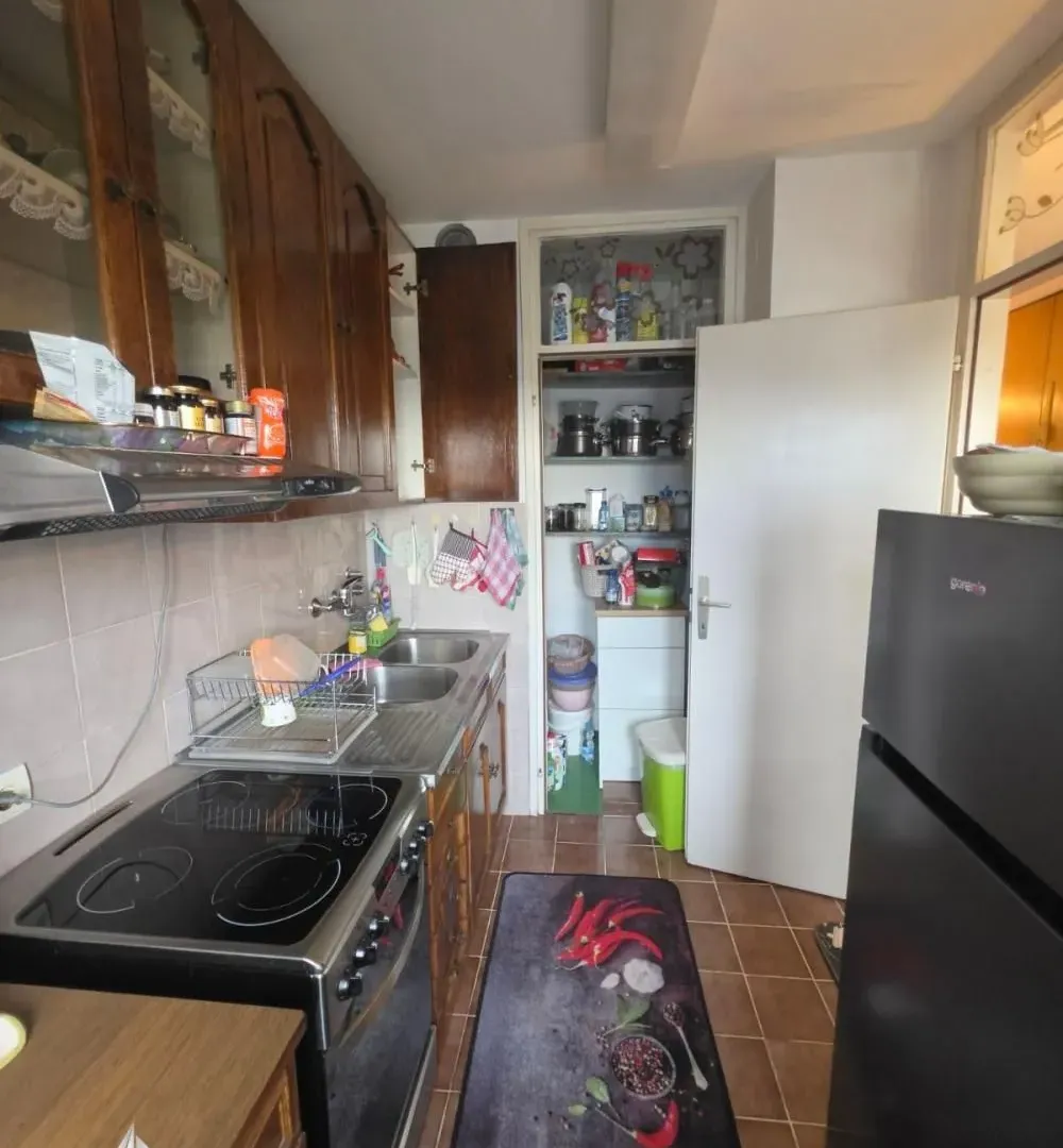 Prodaja, trosoban stan, 75m², Novi Beograd Blok 72, Novi Beograd Sve Podlokacije