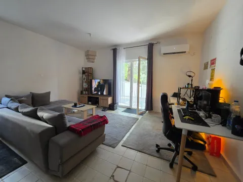 Izdavanje, jednosoban stan, 47m², Bečići, Budva - image 3