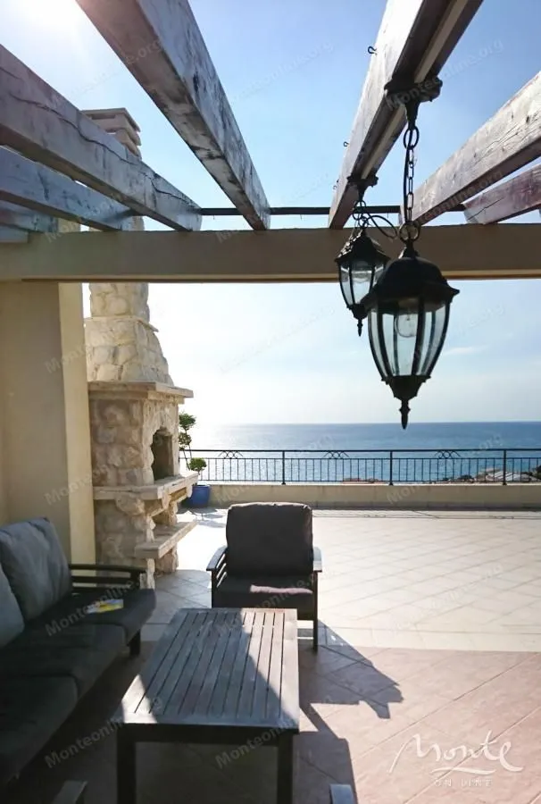 Sale, house, 330m², Utjeha, Bar