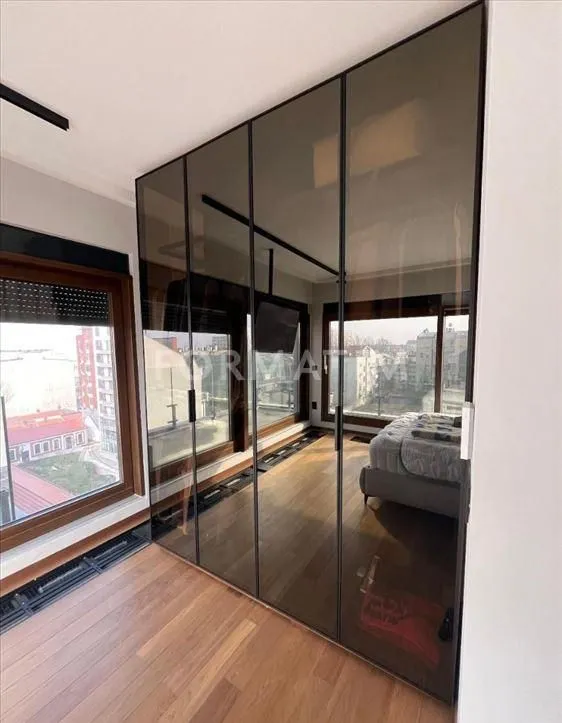 Prodaja, trosoban stan, 136m², Vračar Centar, Vračar Sve Podlokacije