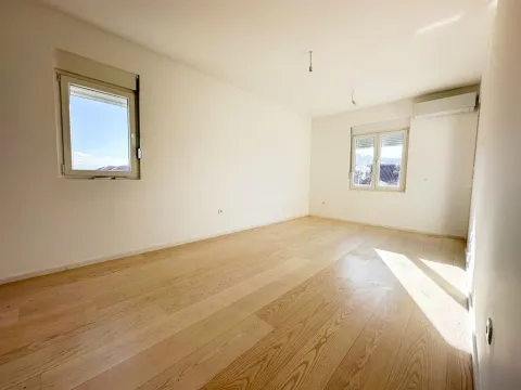 Prodaja, dvosoban stan, 73m², Zabjelo, Podgorica - image 1