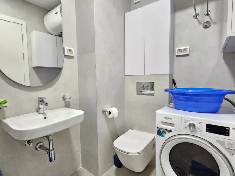 Rent, one bedroom apartment, 40m², Pobrežje, Podgorica - image 11