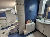 Sale, three bedroom apartment, 120m², Dobrota, Kotor - image 9