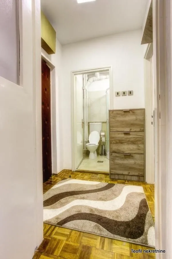 Rent, one bedroom apartment, 35m², Stari Merkator, Novi Beograd Sve Podlokacije