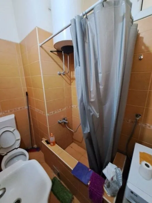 Prodaja, jednosoban stan, 42m², Centar, Podgorica
