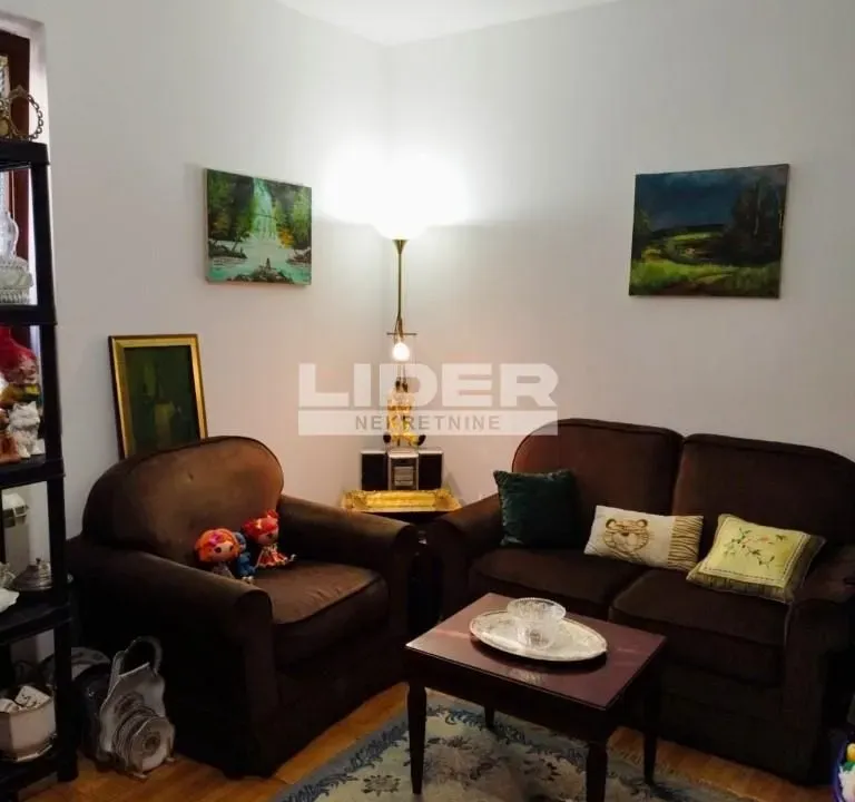 Prodaja, trosoban stan, 76m², Voždovac Sve Podlokacije, Beograd