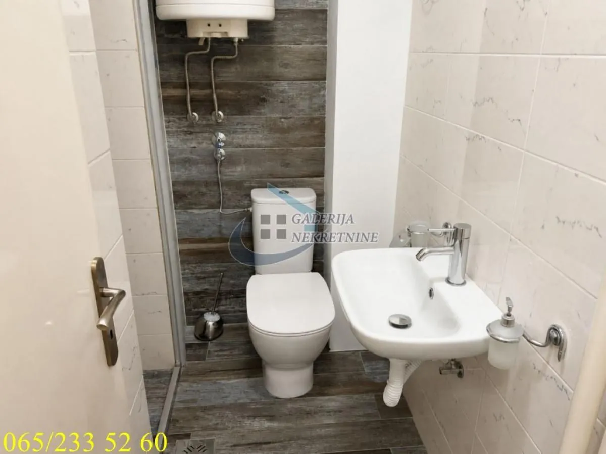 Rent, four bedroom apartment, 97m², Stari Grad, Beograd