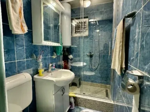 Sale, four bedroom apartment, 92m², Centar, Podgorica - image 10