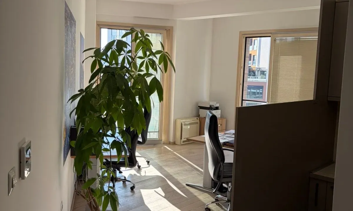 Izdavanje, dvosoban stan, 72m², Kruševac, Podgorica