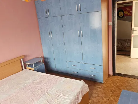 Izdavanje, trosoban stan, 120m², Zelenika, Podgorica - image 3