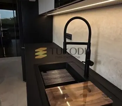 Izdavanje, trosoban stan, 82m², Olimp, Zvezdara Sve Podlokacije - image 6