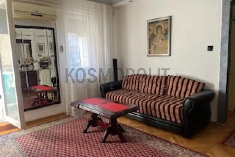Prodaja, trosoban stan, 94m², Karaburma, Palilula Sve Podlokacije