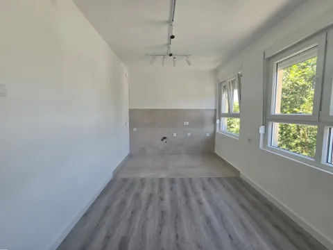 Sale, one bedroom apartment, 46m², Preko Morače, Podgorica - image 3