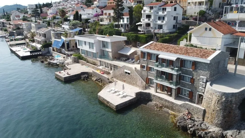 Prodaja, kuća, 314m², Tivat, Crna Gora