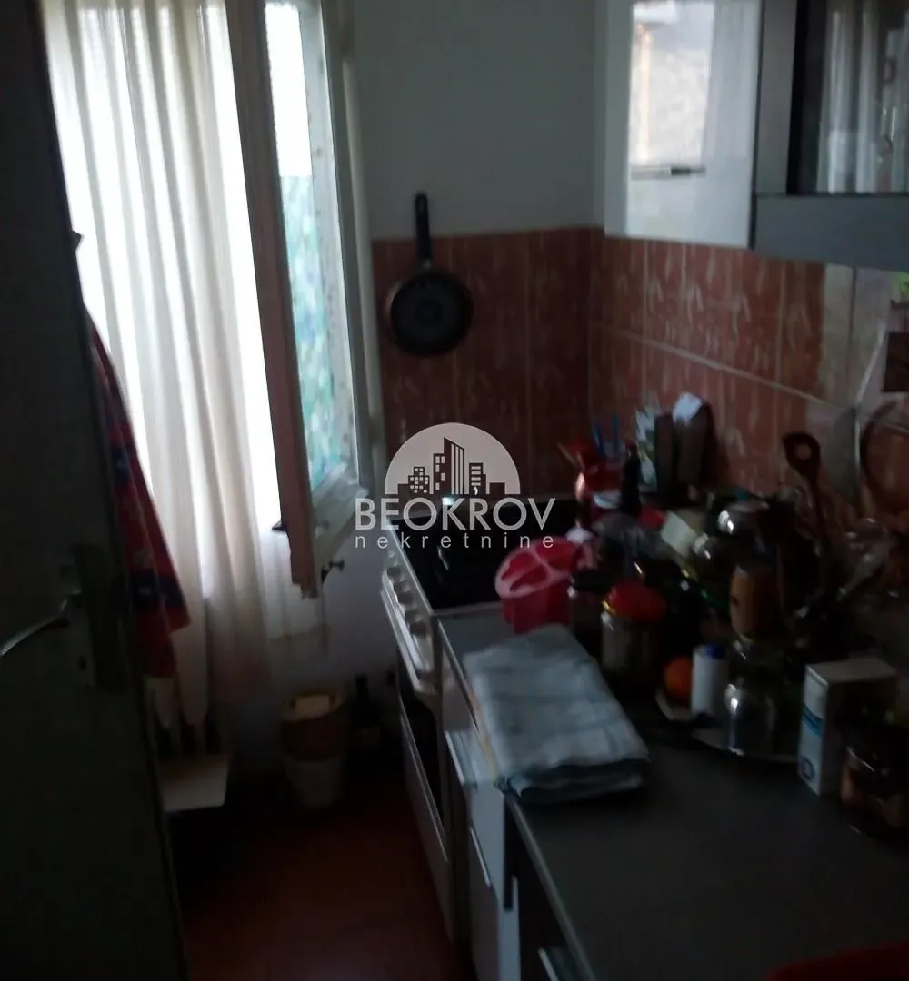 Sale, house, 200m², Čukarica, Beograd