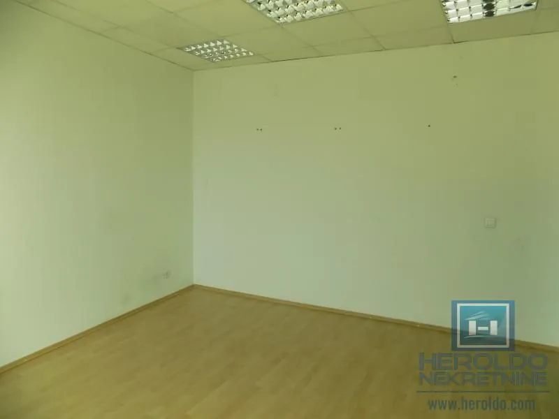 Rent, office space, 213m², Centar, Paraćin