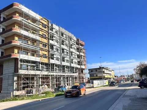 Sale, two bedroom apartment, 72m², Velika Plaža, Ulcinj - image 2