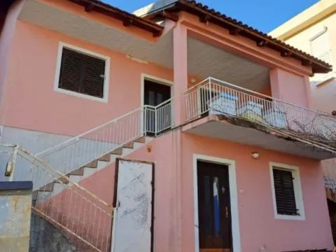 Sale, house, 92m², Sutomore, Bar - image 1