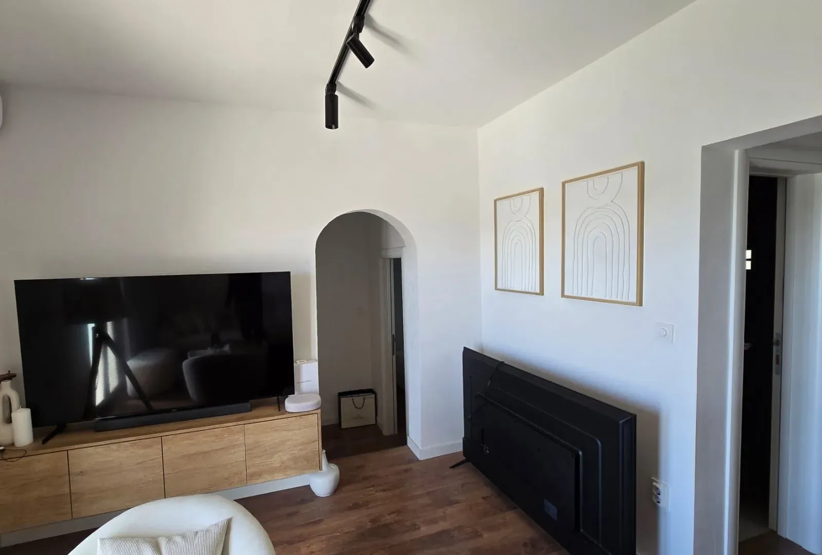 Prodaja, jednosoban stan, 50m², Kalimanj, Tivat