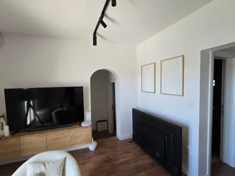 Prodaja, jednosoban stan, 50m², Kalimanj, Tivat - image 8