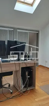 Izdavanje, četvorosoban stan, 204m², Vračar Sve Podlokacije, Beograd - image 14
