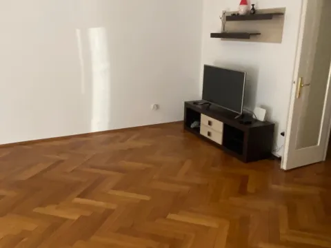 Rent, three bedroom apartment, 82m², Centar, Podgorica - image 6