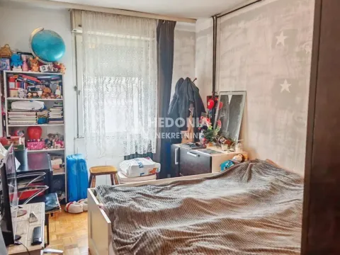 Prodaja, trosoban stan, 74m², Borča 1, Borča Sve Podlokacije - image 6