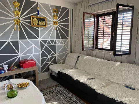 Sale, house, 140m², Šušanj, Bar - image 1