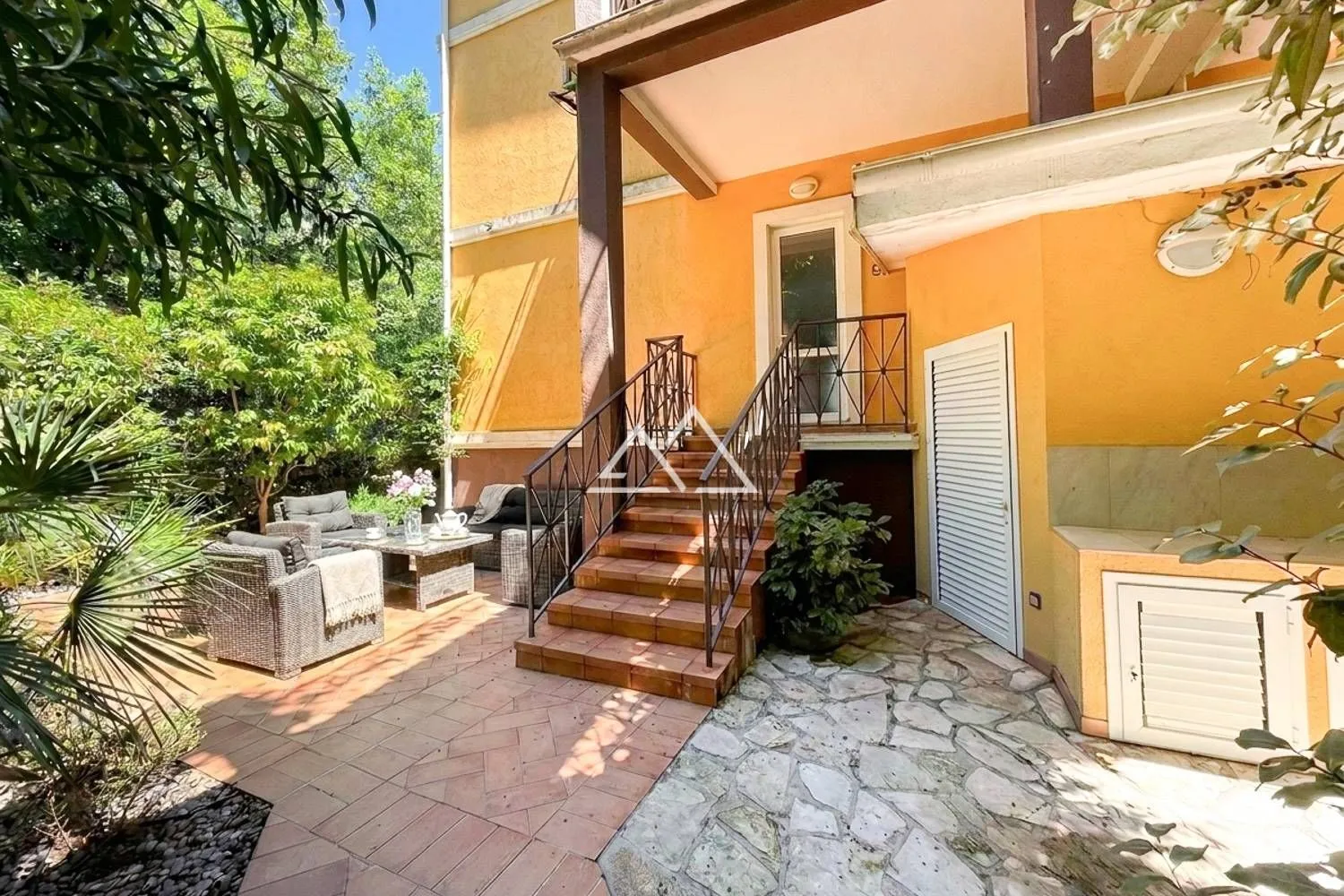 Prodaja, trosoban stan, 129m², Orahovac, Kotor